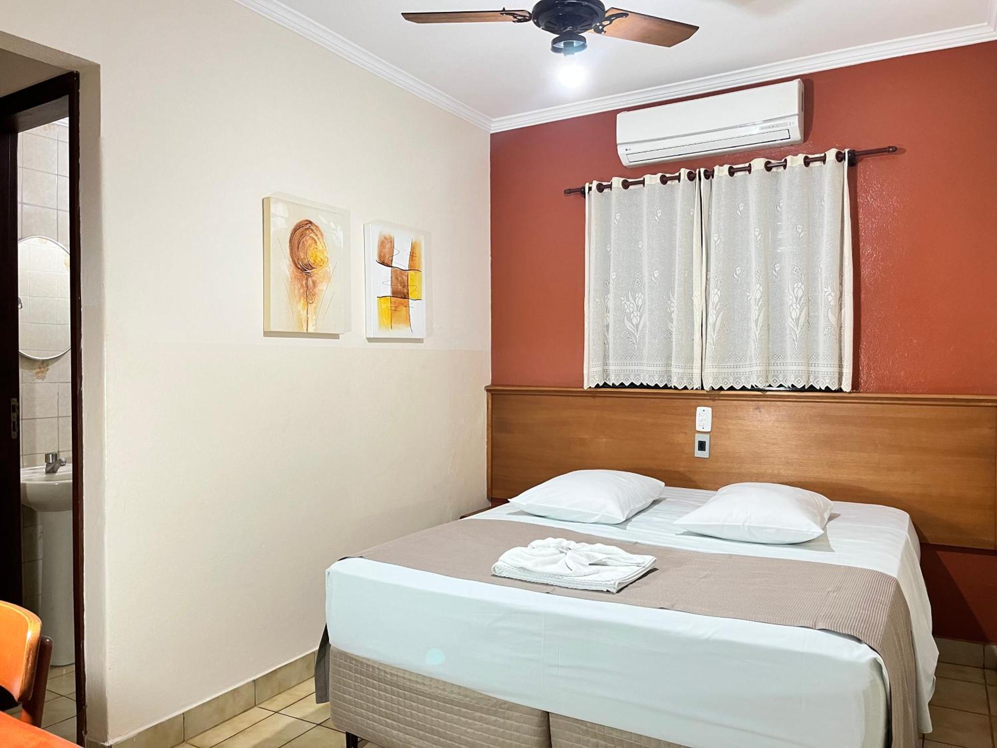 Sao Marcos Sp Hotel Orlândia